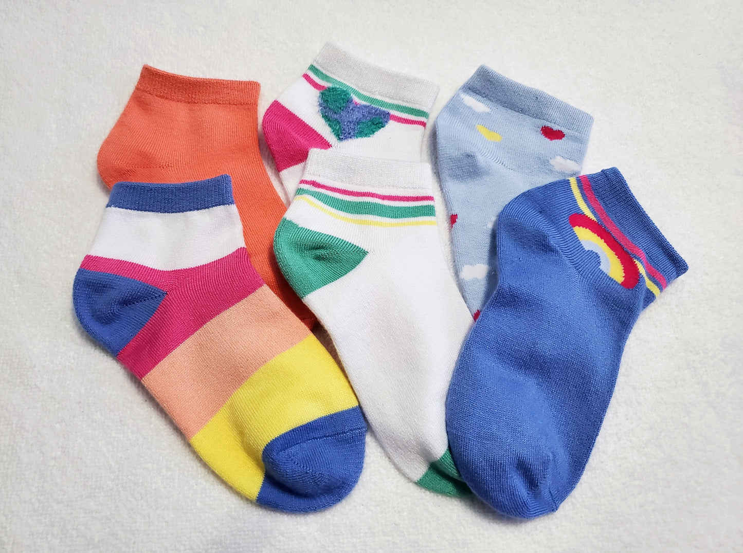 "New" Girls Soft Assorted Ankle Socks (Yellow, Pink, Blues and White)